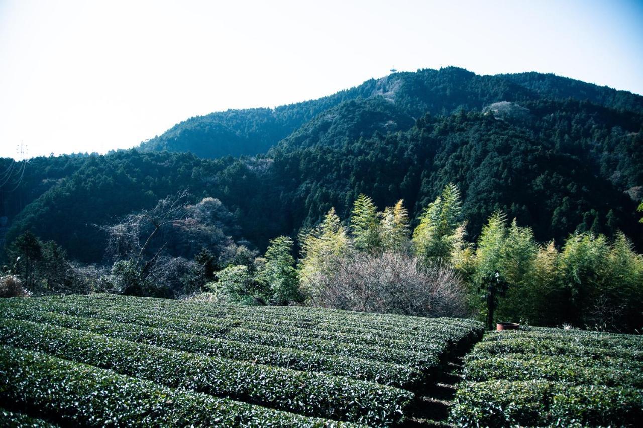 山の中の一棟貸切宿 五番地 Nambu (Yamanashi) Экстерьер фото