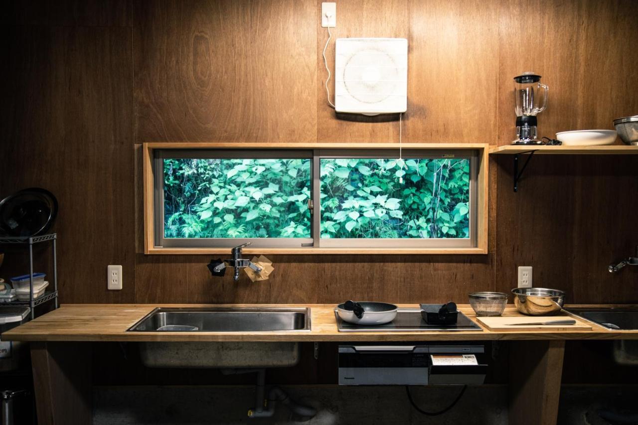 山の中の一棟貸切宿 五番地 Nambu (Yamanashi) Экстерьер фото
